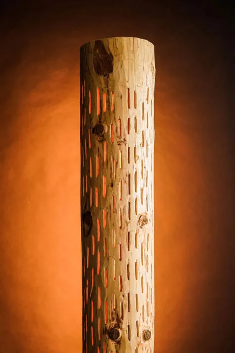 Woodlum - Wooden lamp shineing